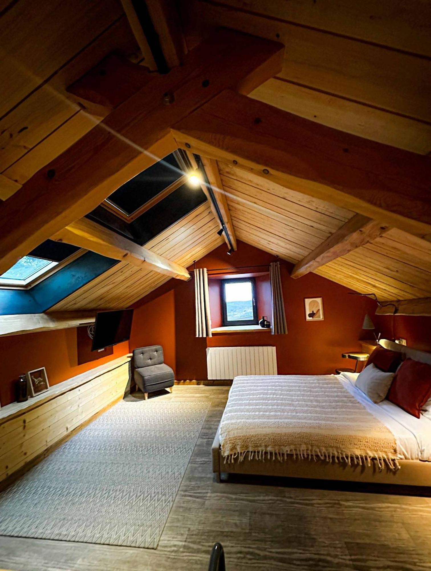 Bed and Breakfast La Ferme Du Bien-Etre Saint-Julien-Chapteuil Екстер'єр фото